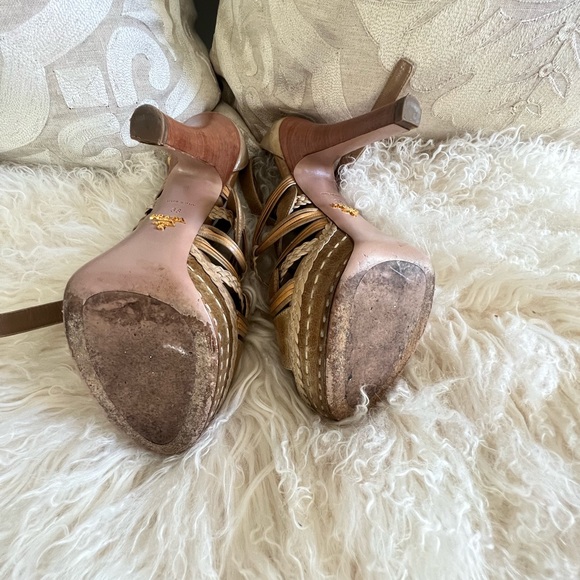 Prada Rare- Platform strappy sandals - Picture 4 of 11